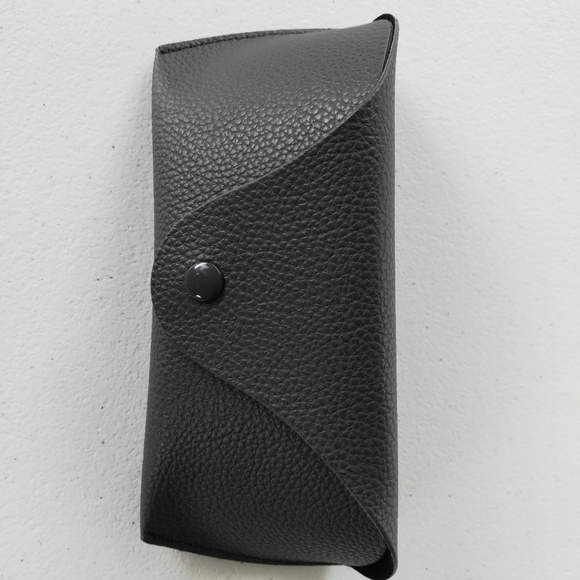 Victoria Beckham Square Sunglasses​ - Picture 12 of 12